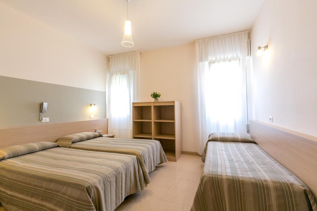 Hotel Colonna Lido di Jesolo Ngoại thất bức ảnh