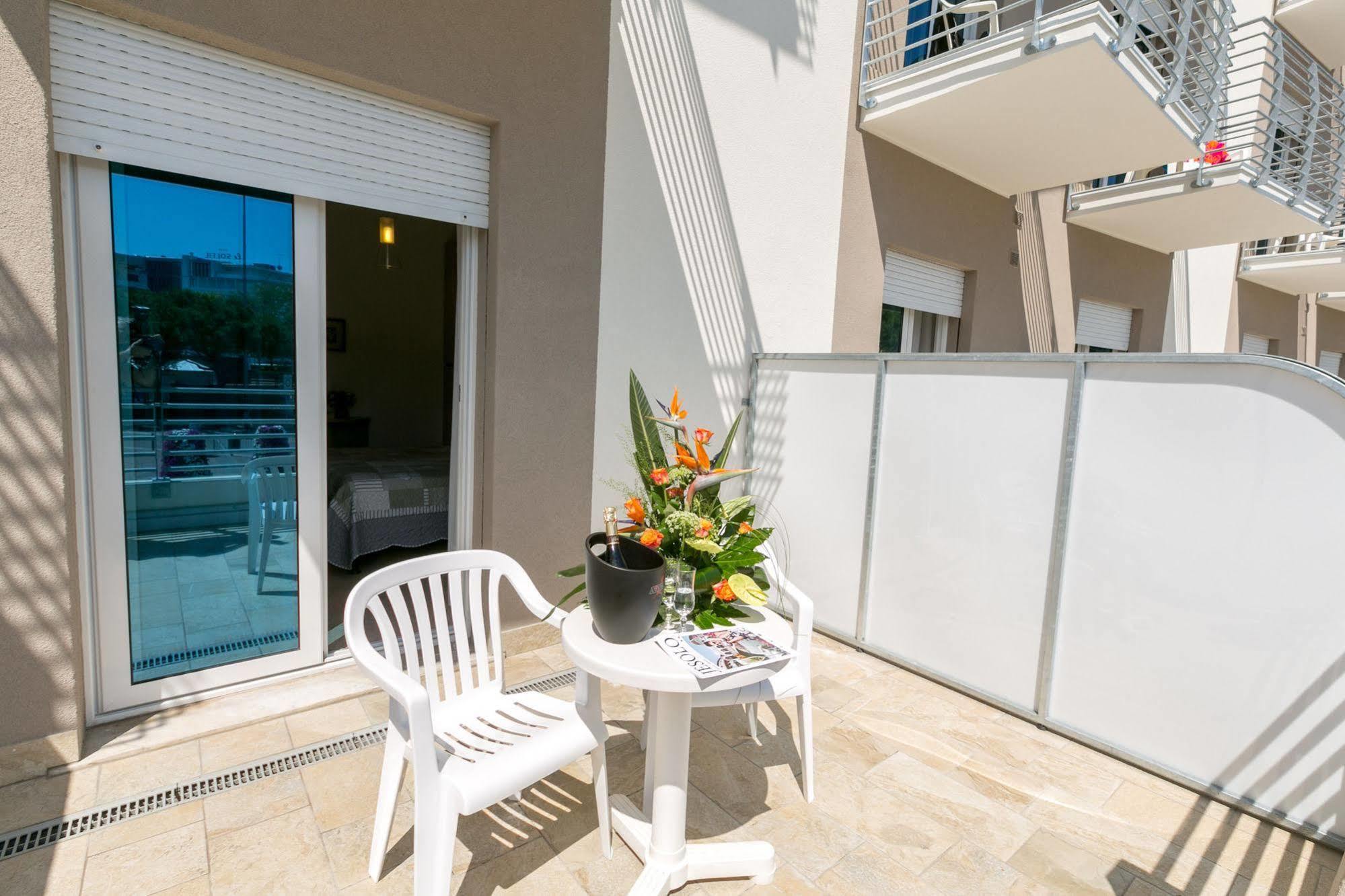 Hotel Colonna Lido di Jesolo Ngoại thất bức ảnh